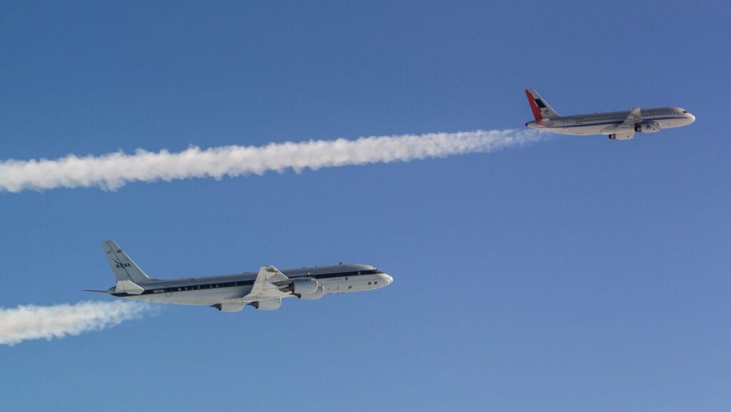 Joint DLR and NASA research flights over Germany (© DLR / NASA)