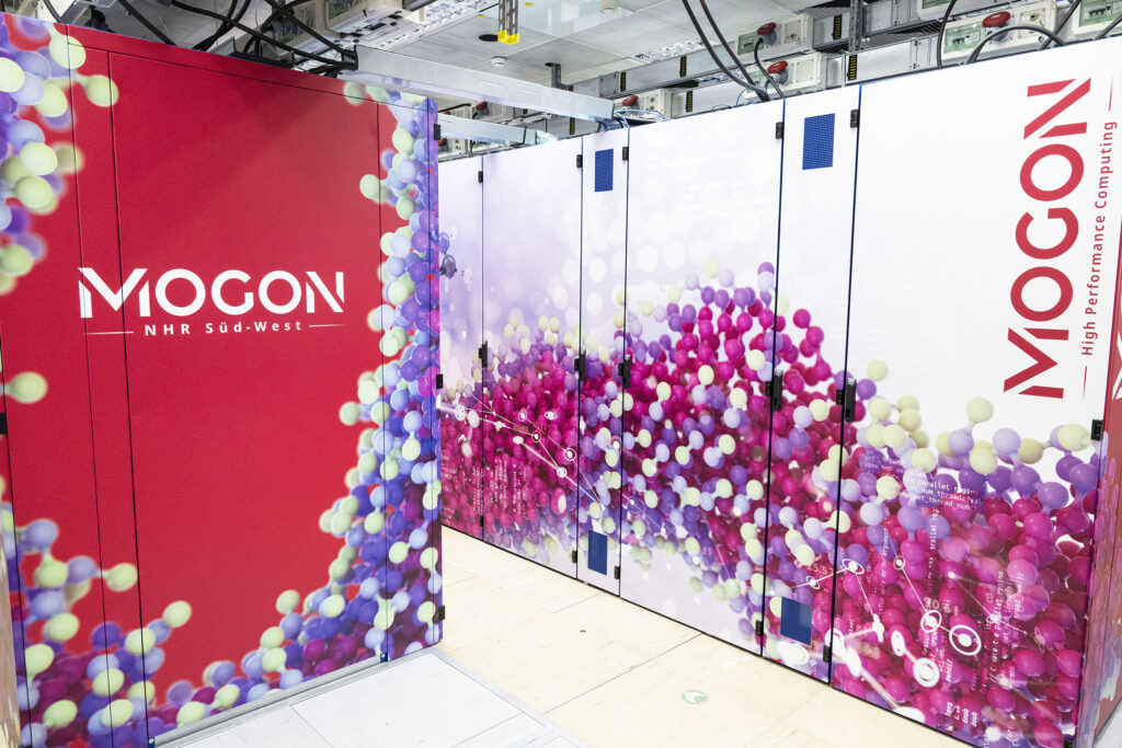 The MOGON NHR South-West high-performance computer in the JGU server room (photo/©: Peter Pulkowski)
